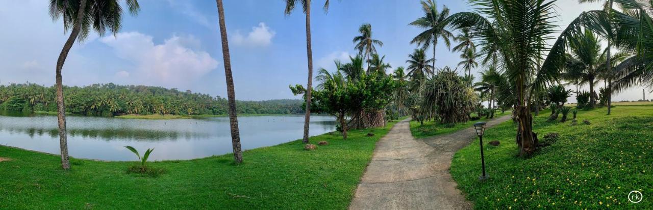 Taj Green Cove Resort&Spa Kovalam Buitenkant foto